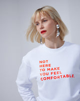 THE CROP SWEAT | white // neon red | front print