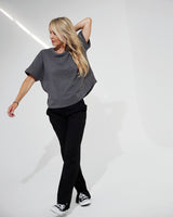 THE ROUND T | grey // black | BACK PRINT